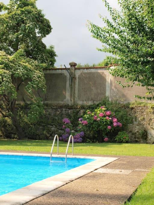 Precioso apartamento wifi, aparcamiento, piscina en Llanes Exterior foto