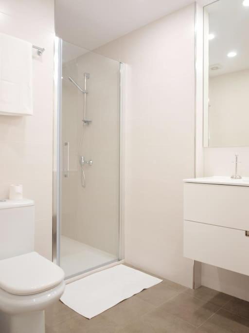 Precioso apartamento wifi, aparcamiento, piscina en Llanes Exterior foto